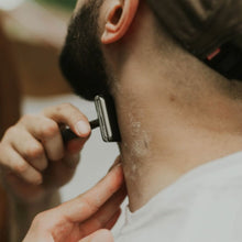 Load image into Gallery viewer, REUSABLE SAFETY RAZOR
